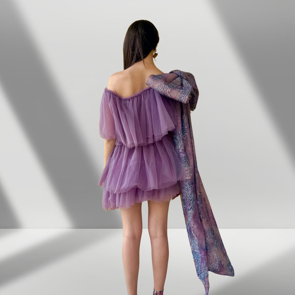 
                      
                        VIOLETTA
                      
                    