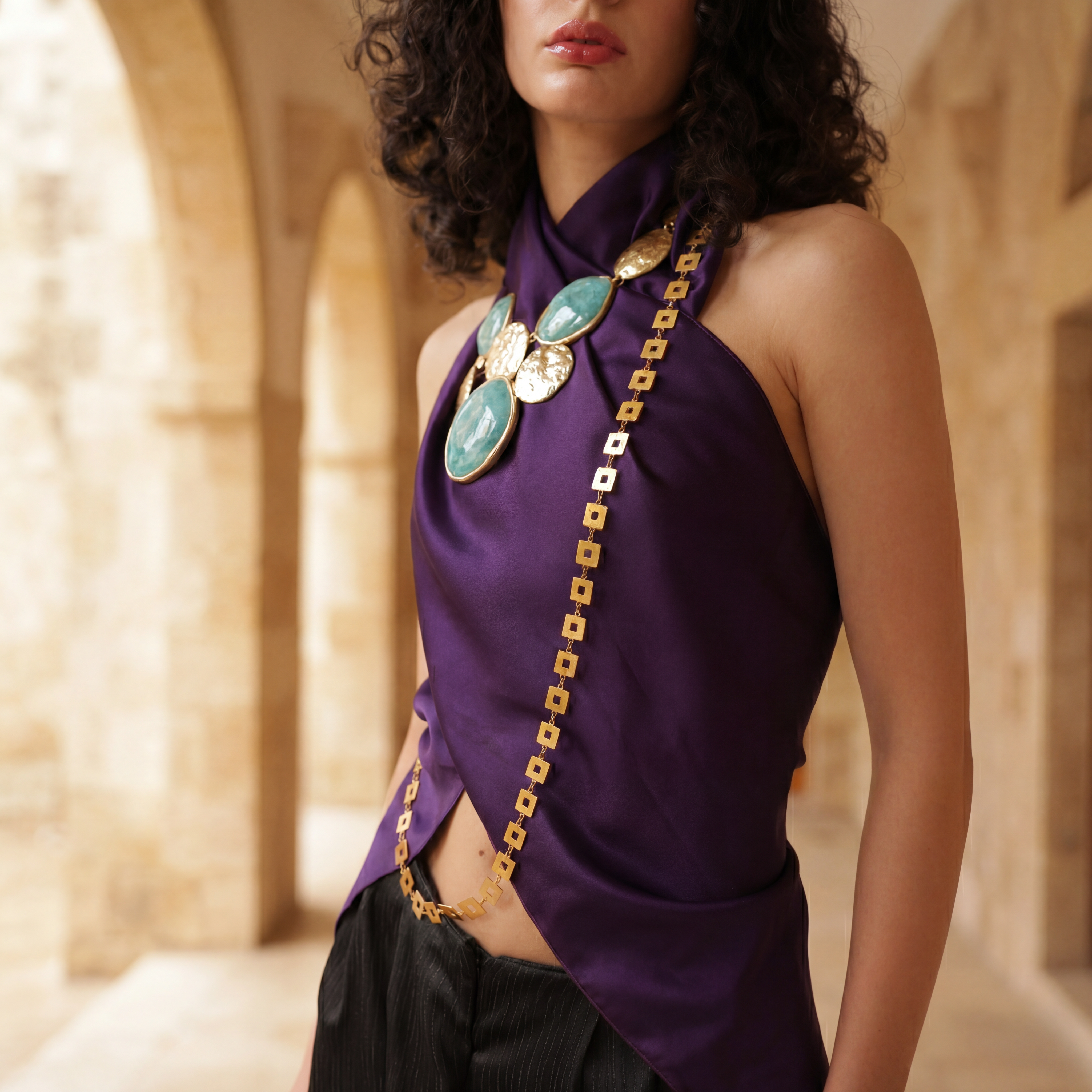 insignia-top
