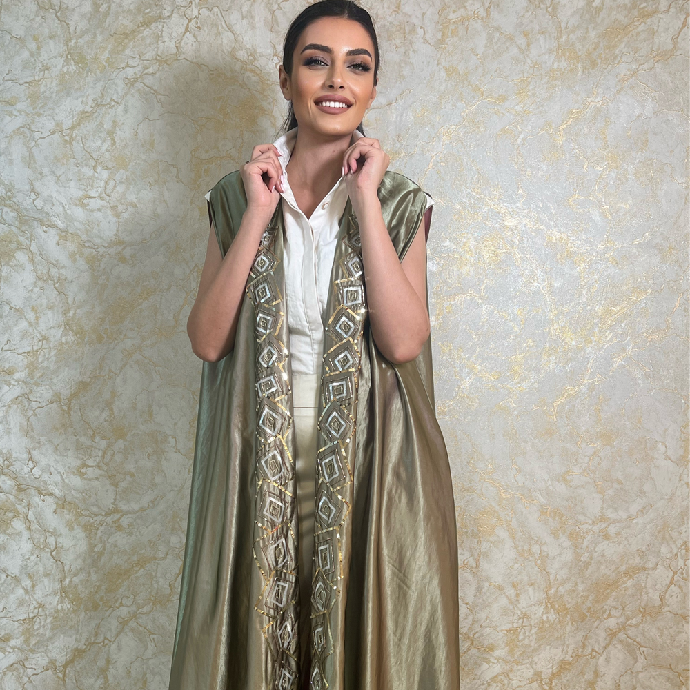 Green Taffeta Abaya with Geometric Embroidery