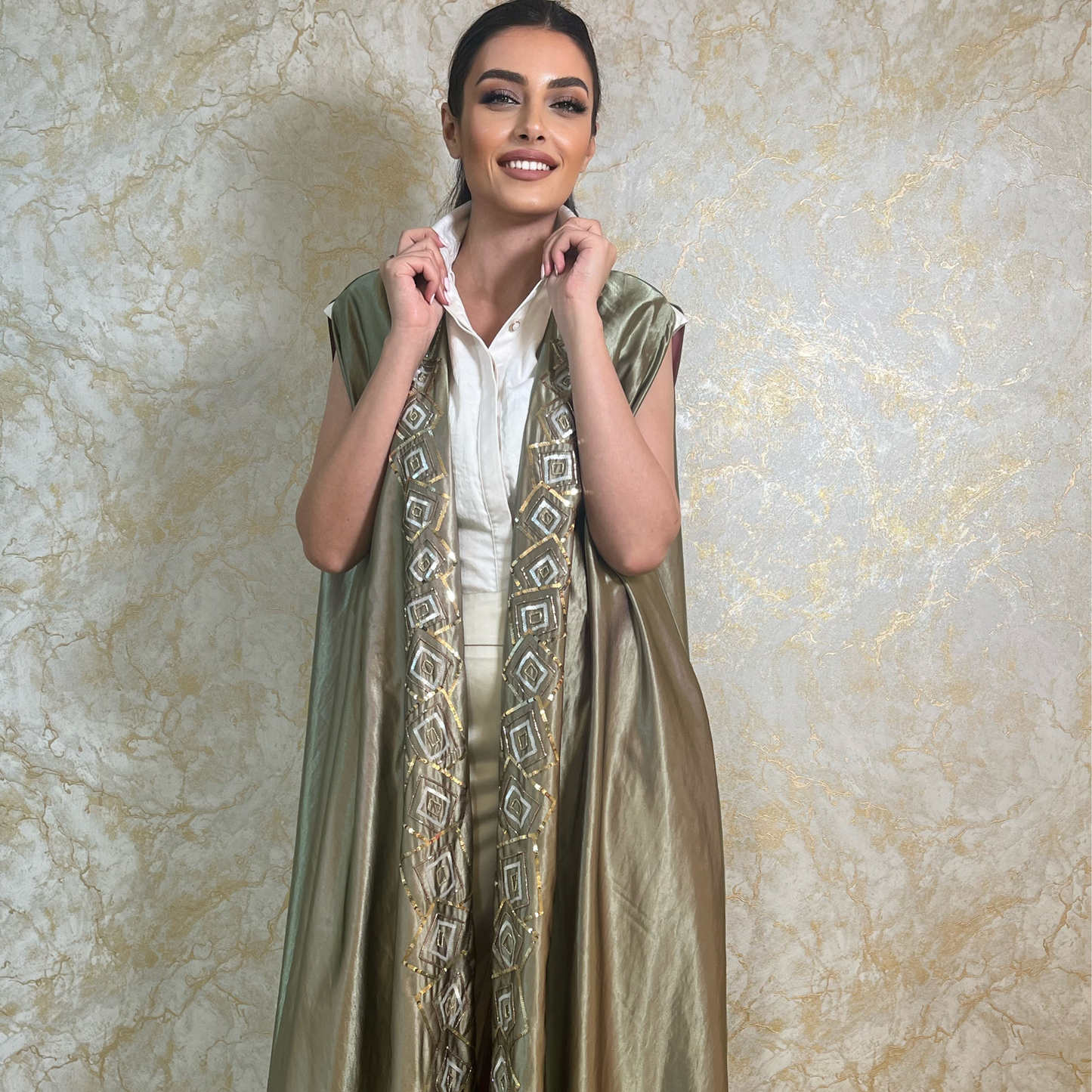 Green Taffeta Abaya with Geometric Embroidery